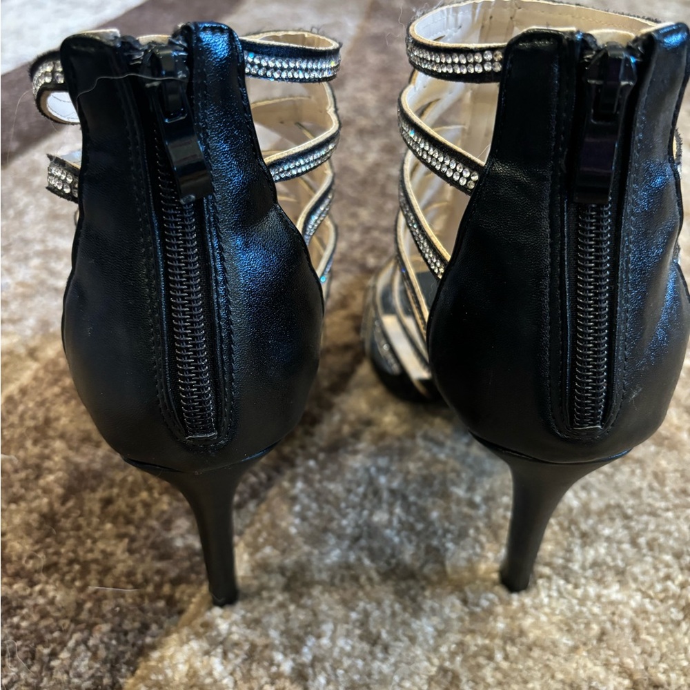 Beautiful Rhinestone High Heels Size 8 - Picture 2 of 9